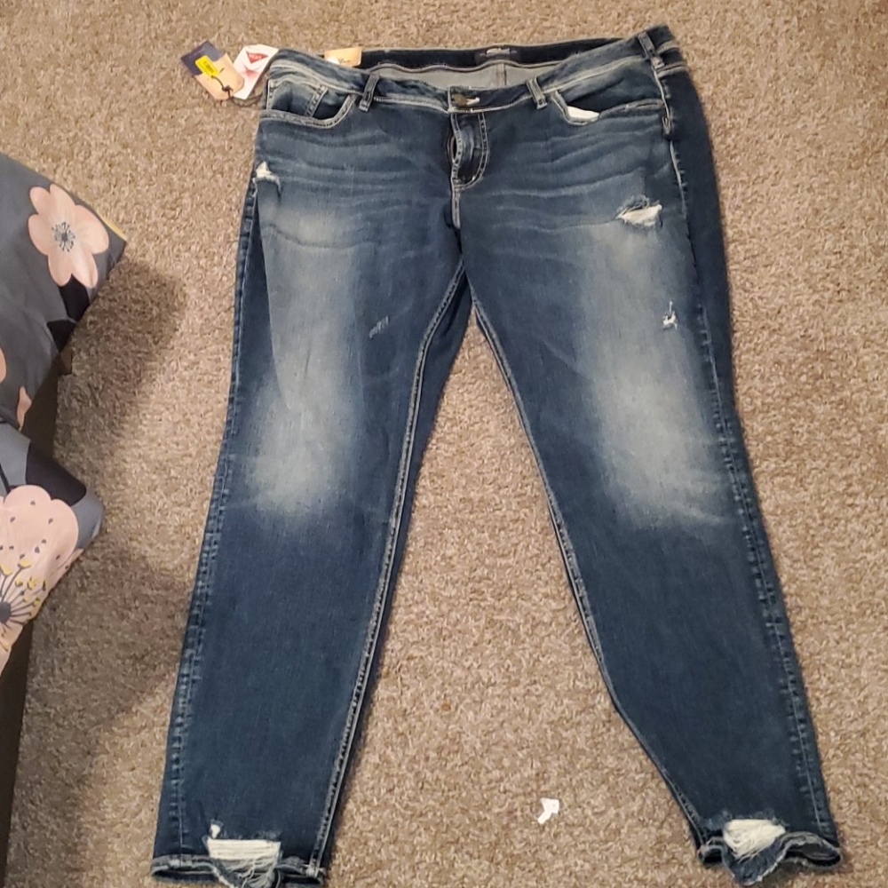 ❤Distressed Boyfriend Jeans❤